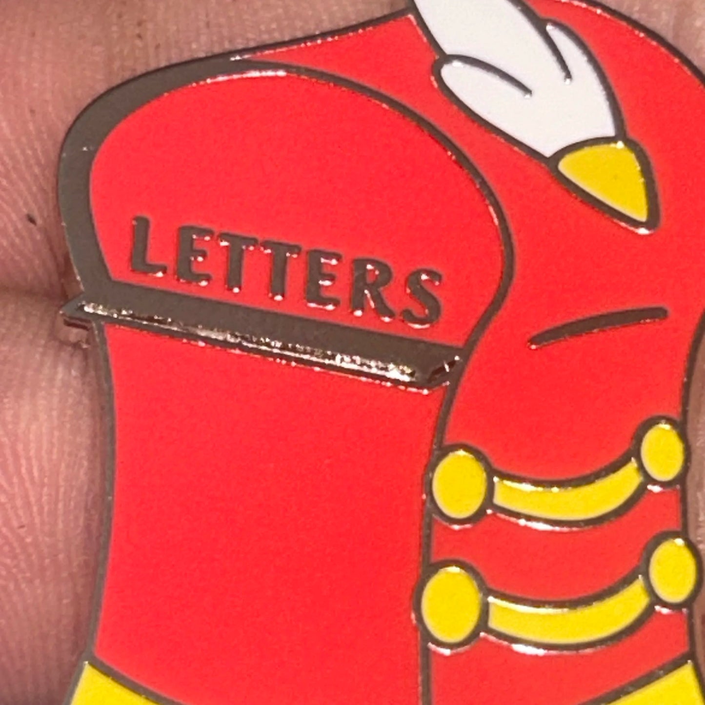 2022 - Timothy Mouse - Mailbox - Magical Mystery Pin