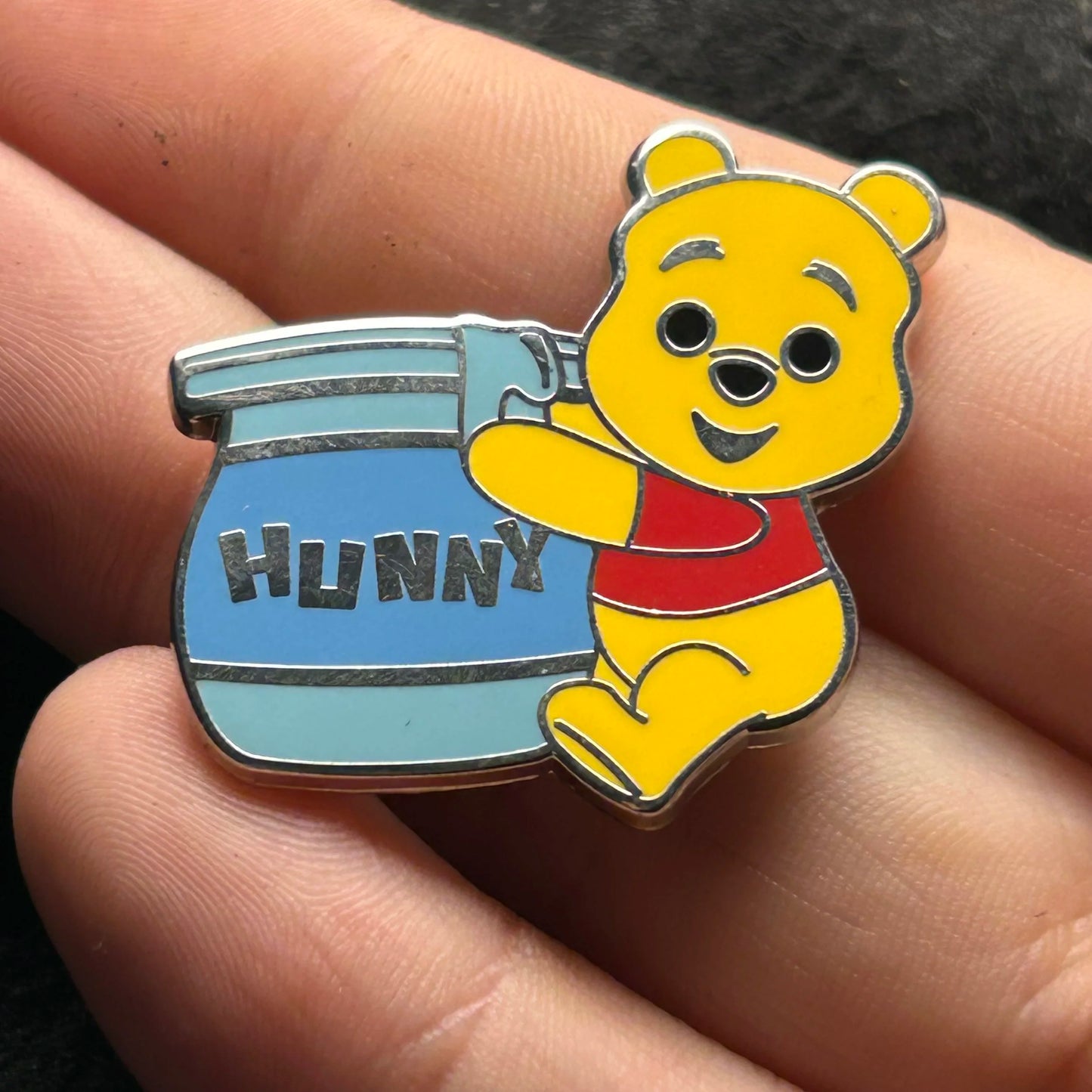 2020 - Winnie the Pooh with Hunny Pot - Chibi - Disney Pin