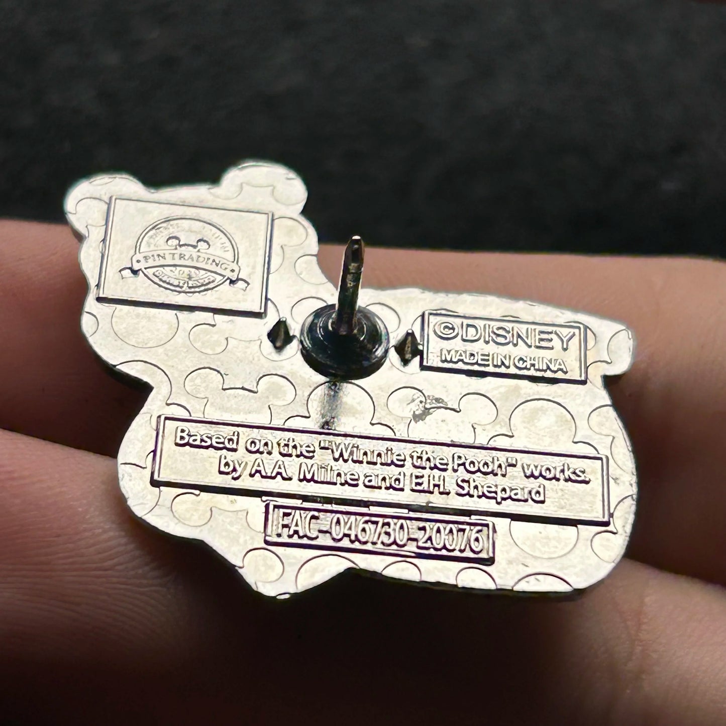 2020 - Winnie the Pooh with Hunny Pot - Chibi - Disney Pin