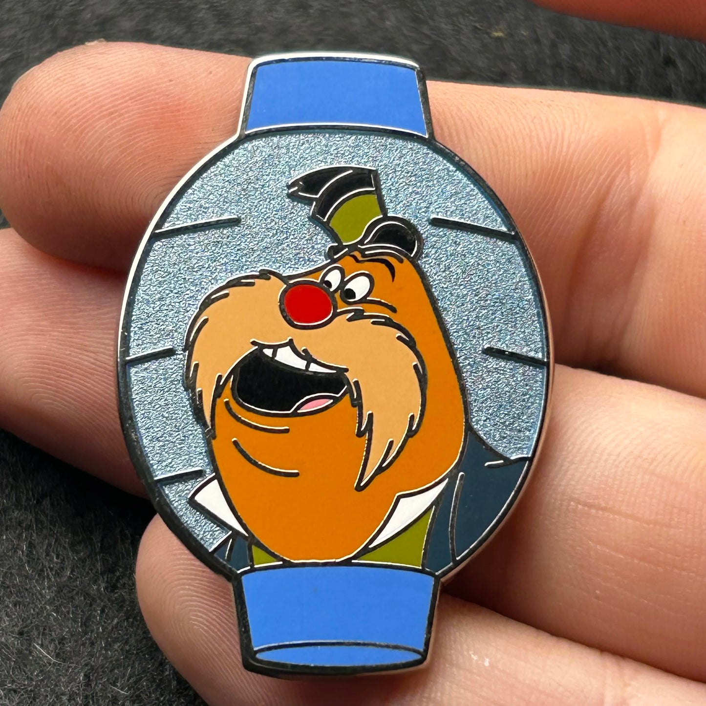 2024 - Walrus - Alice in Wonderland - Lantern - Mystery Pin