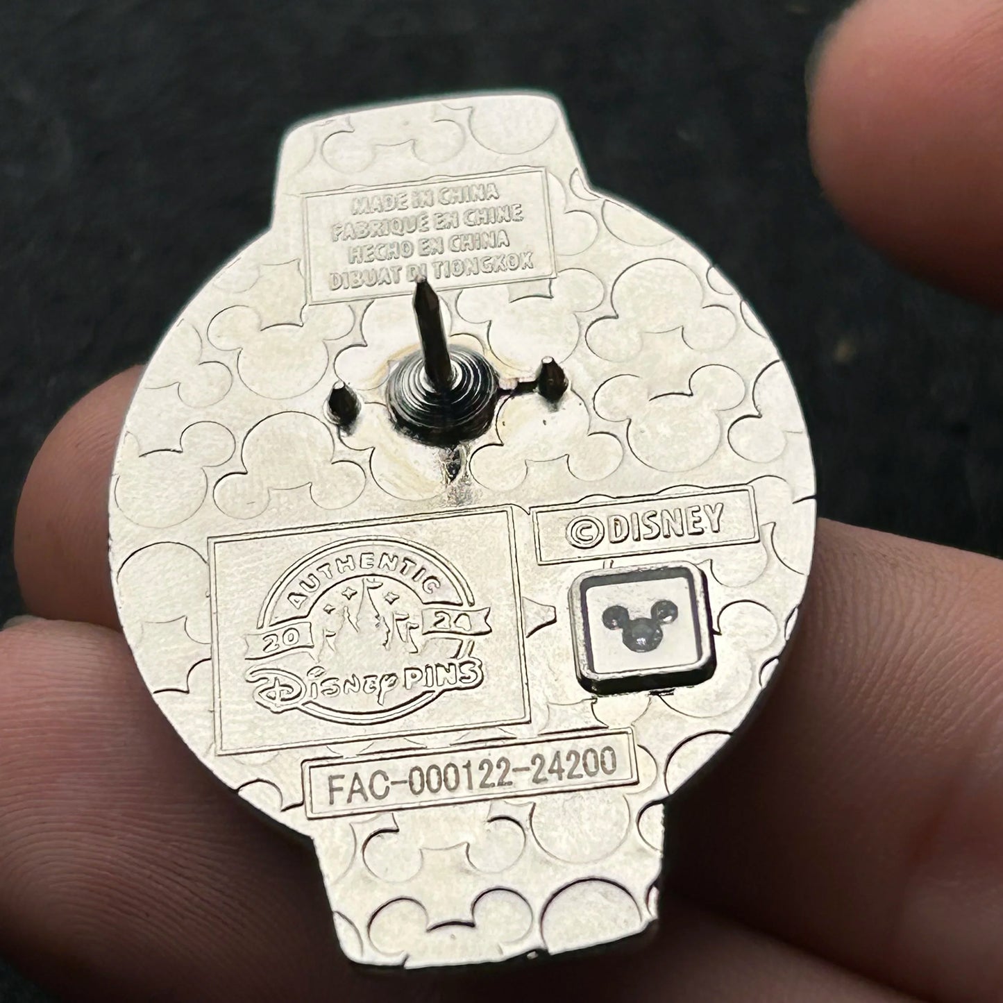 2024 - Walrus - Alice in Wonderland - Lantern - Mystery Pin