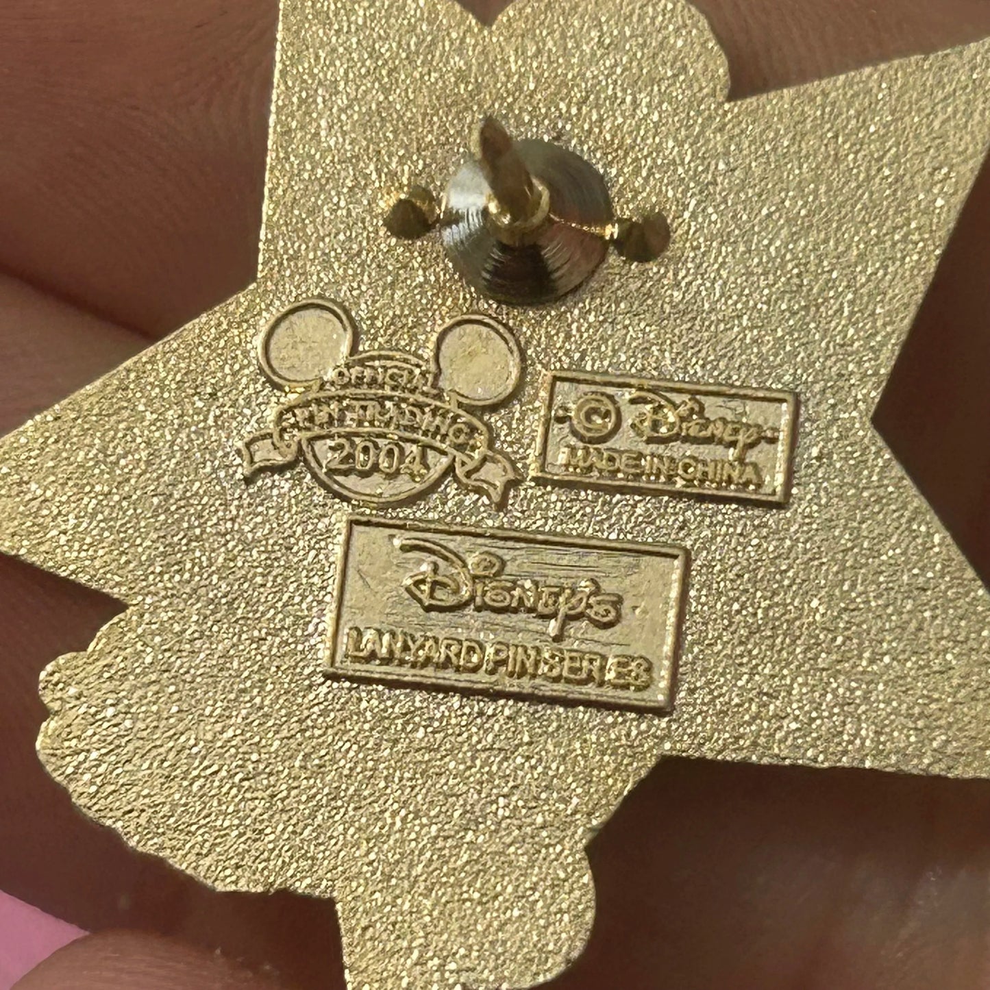2004 - Belle - DLR - Princess Signature Star - Disney Pin