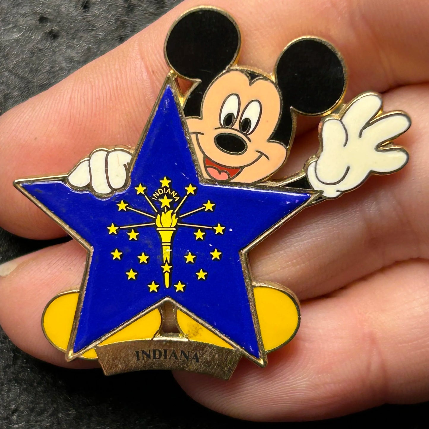 2001 - Mickey Mouse - Indiana - State Star - Disney Store - Disney Pin