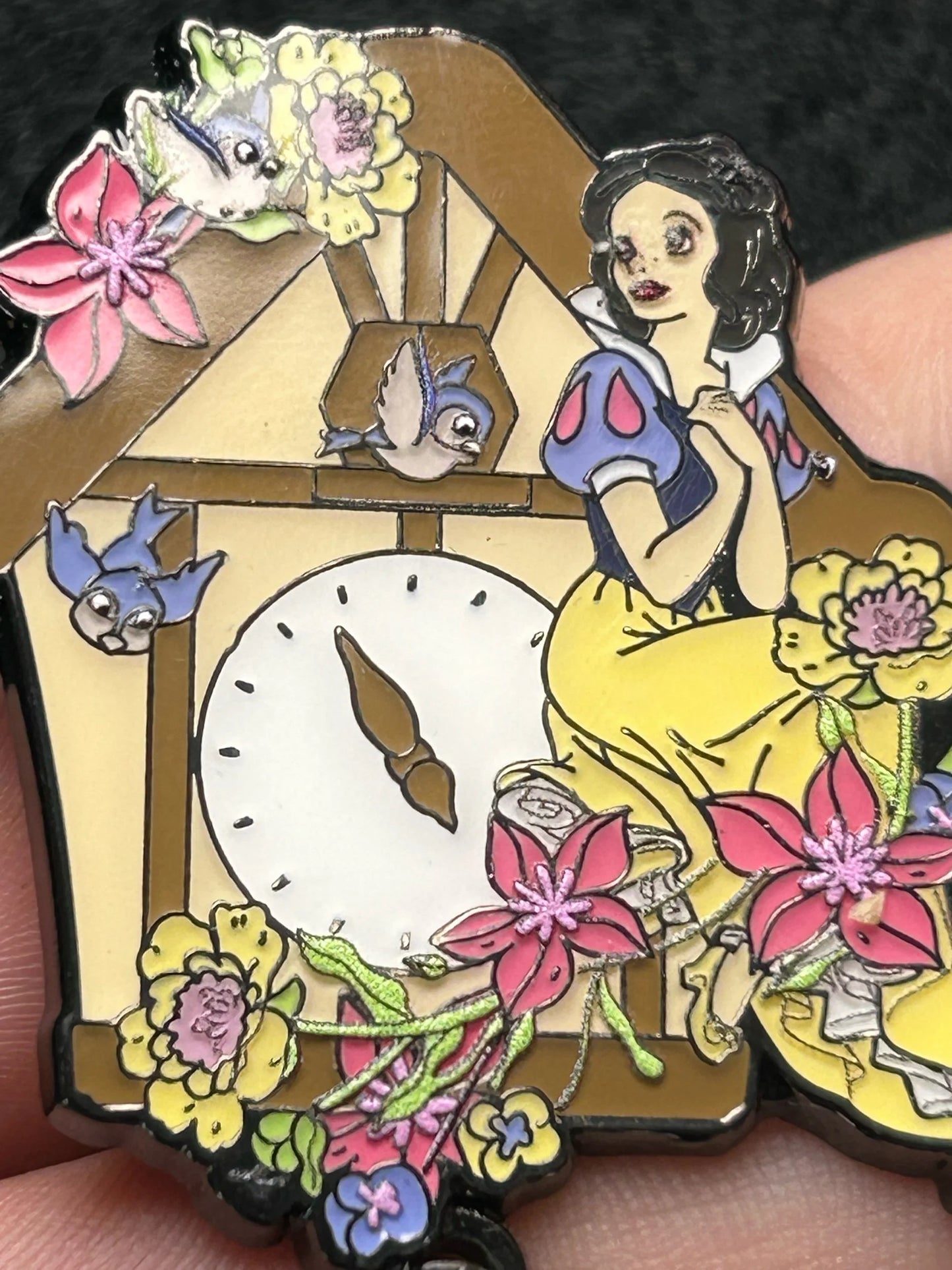 2024 - Loungefly - Snow White - Princess Clocks - Disney Pin