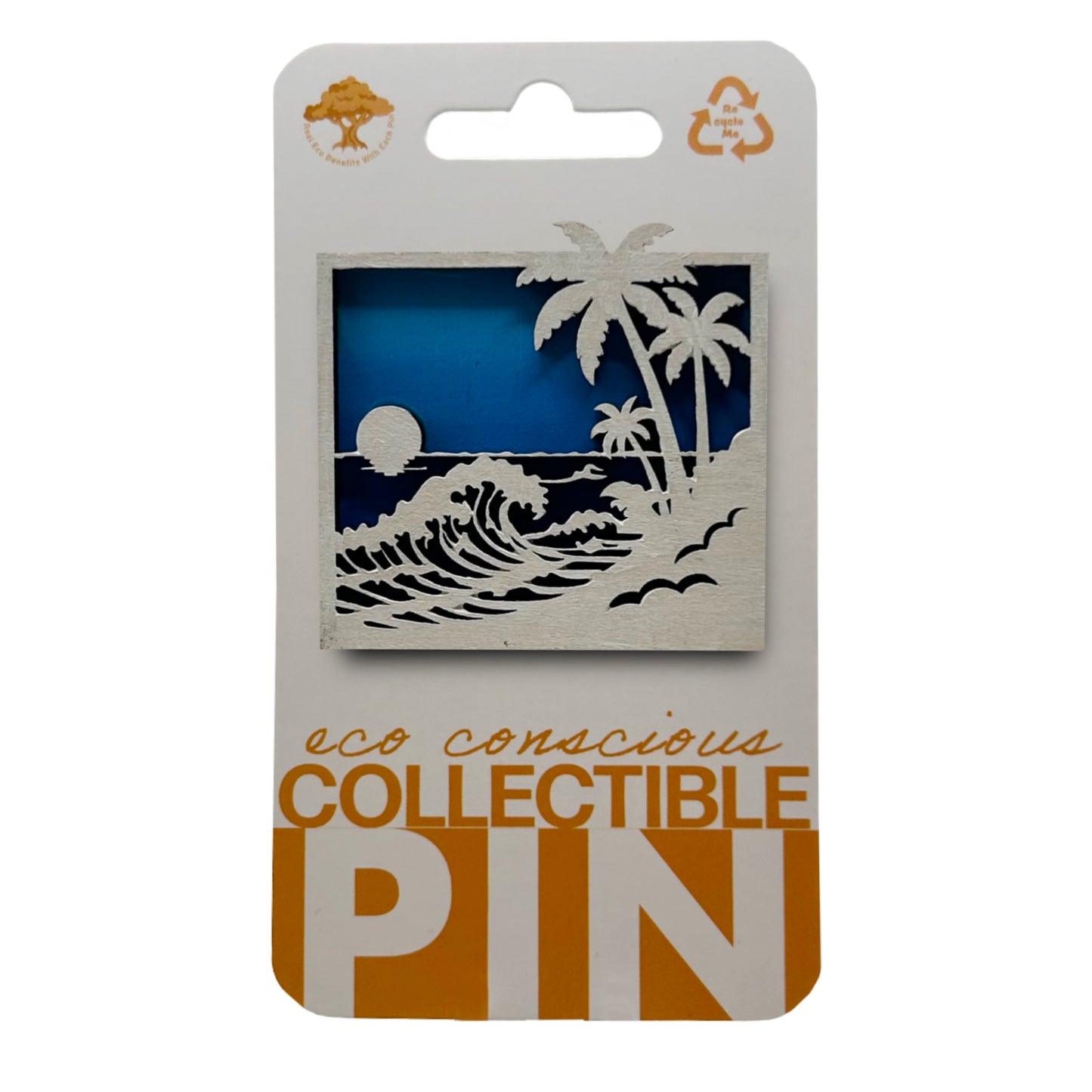 Ocean and Waves Beachscape - Wooden Pin & Magnet