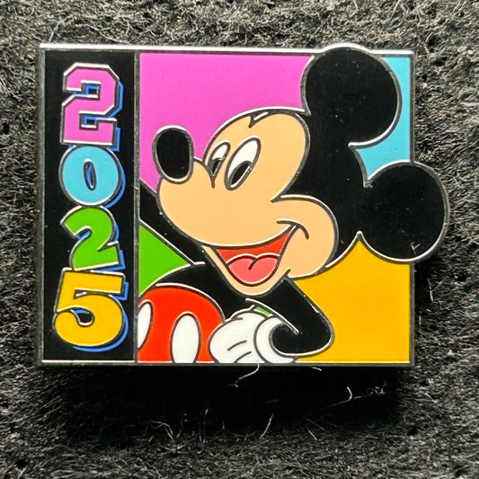 2025 - Mickey Mouse - Starter Series - Disney Pin