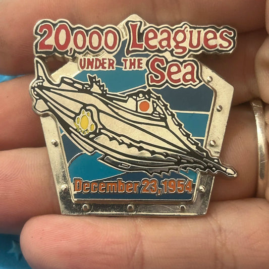 2000 - 20,000 Leagues Under The Sea - Countdown - Disney Pin