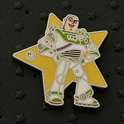 2020 - Buzz Lightyear - Toy Story - Hidden Disney - Star - Pin