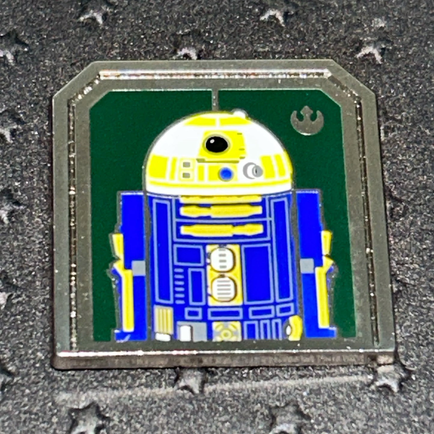 2024 - R2-B1 - Star Wars - Droid - Hidden Disney - Pin