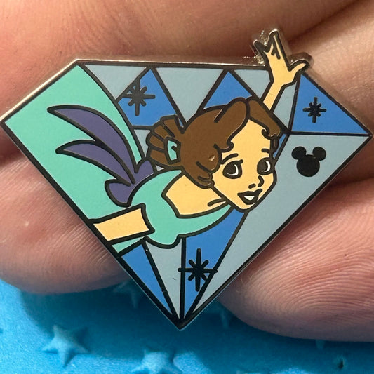 2015 - Wendy - Peter Pan - Diamond Characters - Hidden Mickey - Pin