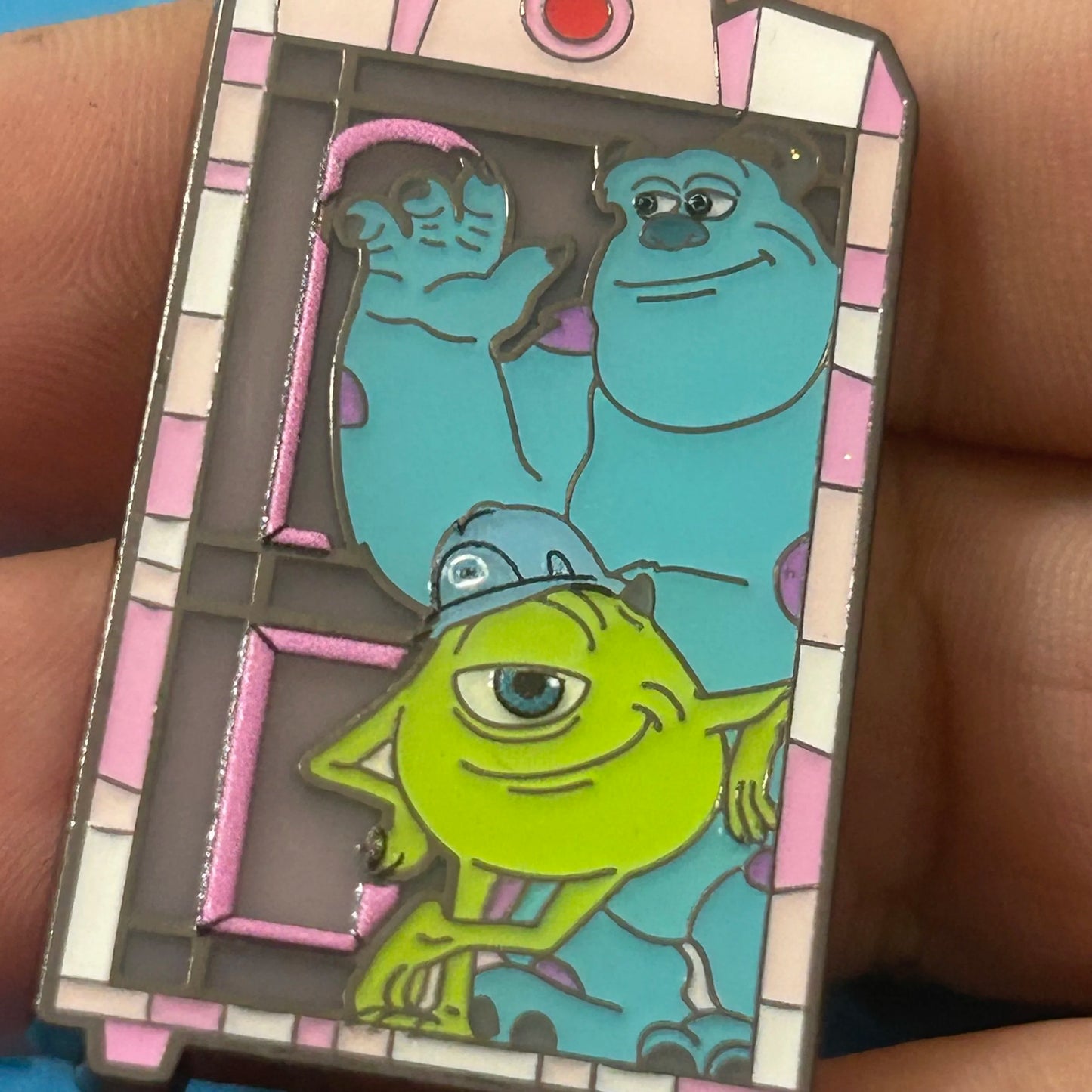Loungefly - Sully and Mike - Monsters Inc Door - Stained Glass - Pin