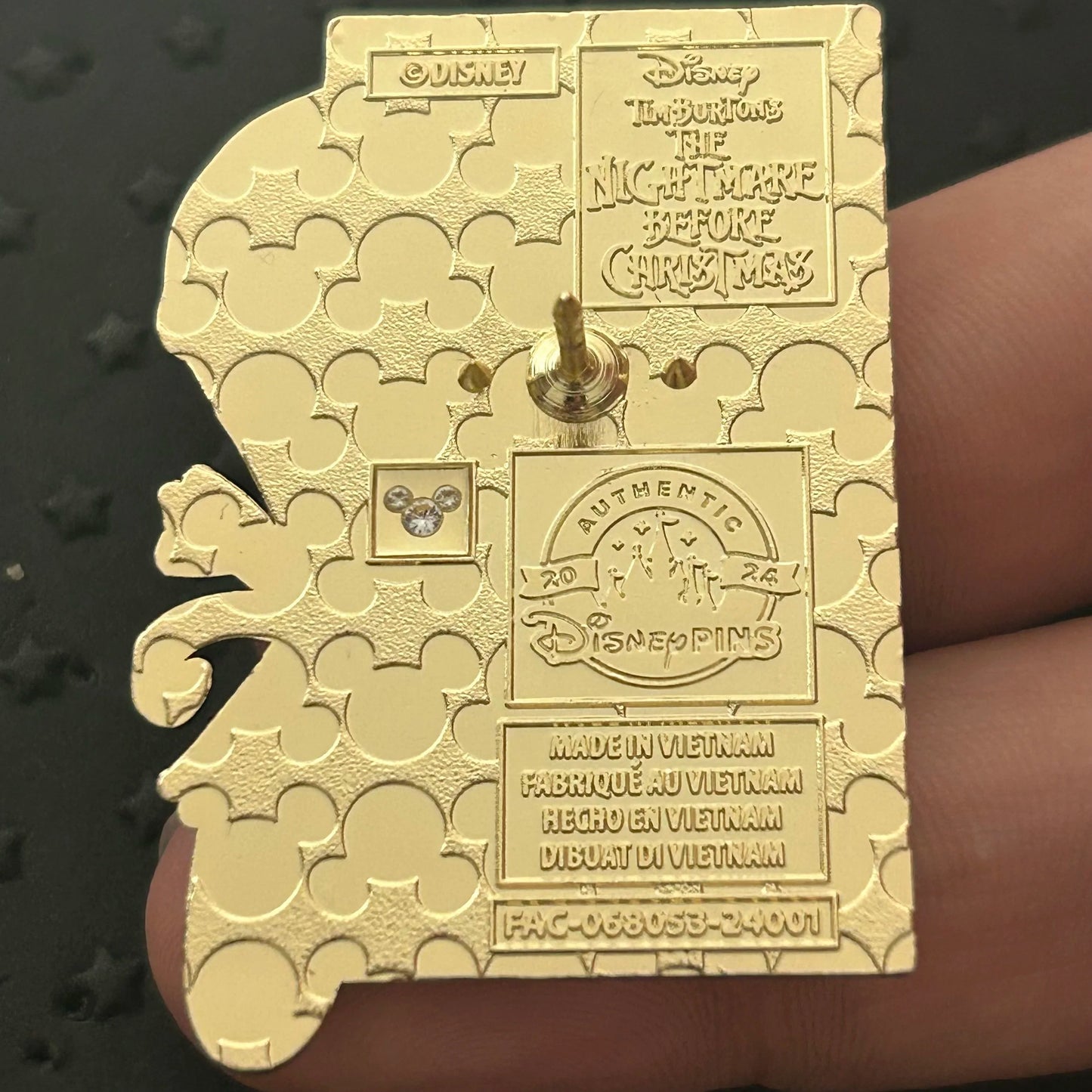 2024 - Sally - With Flower - NBC - Graveyard Hill - Disney Pin