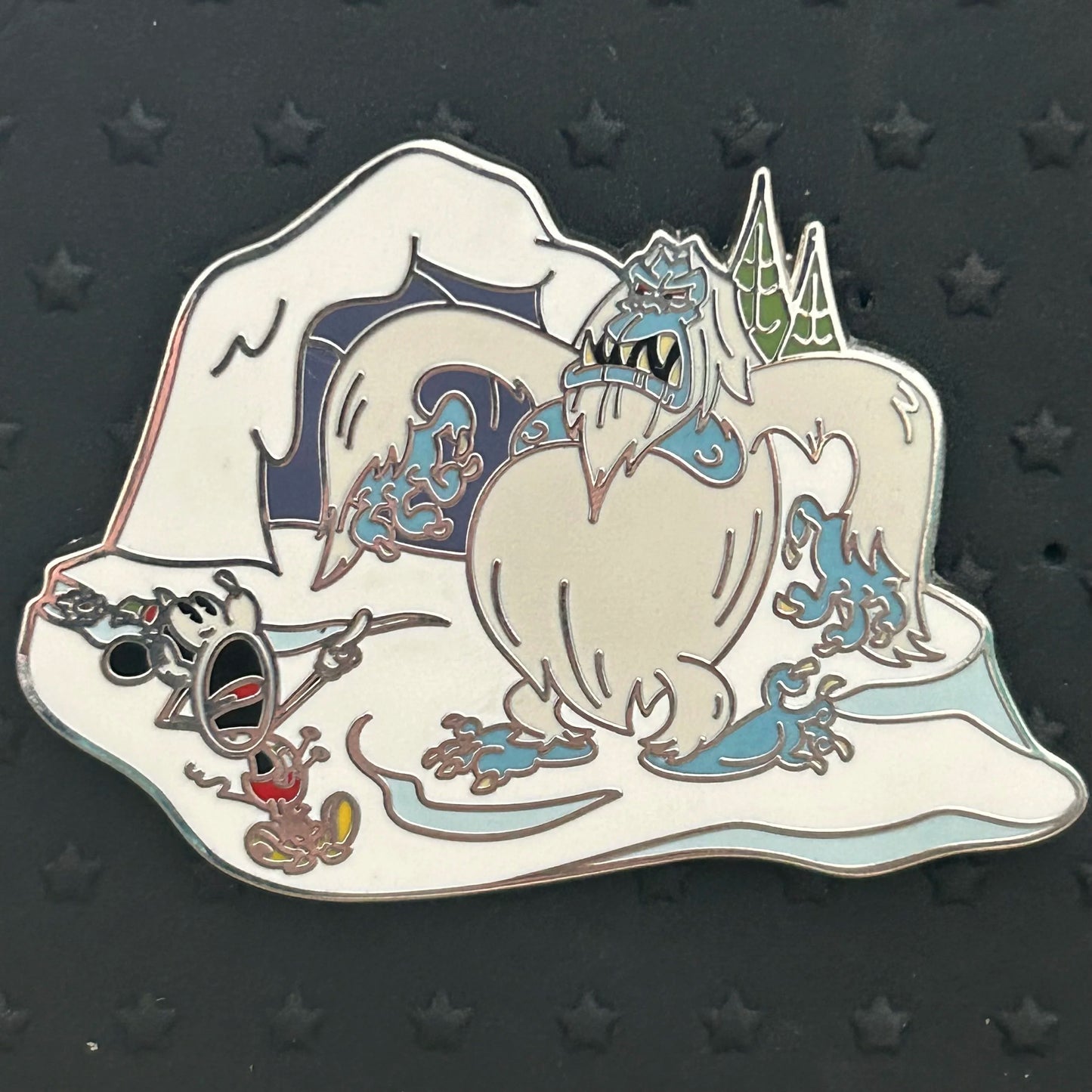 2024 - Mickey Mouse and Yeti - Mickey Shorts - WDW - Pin