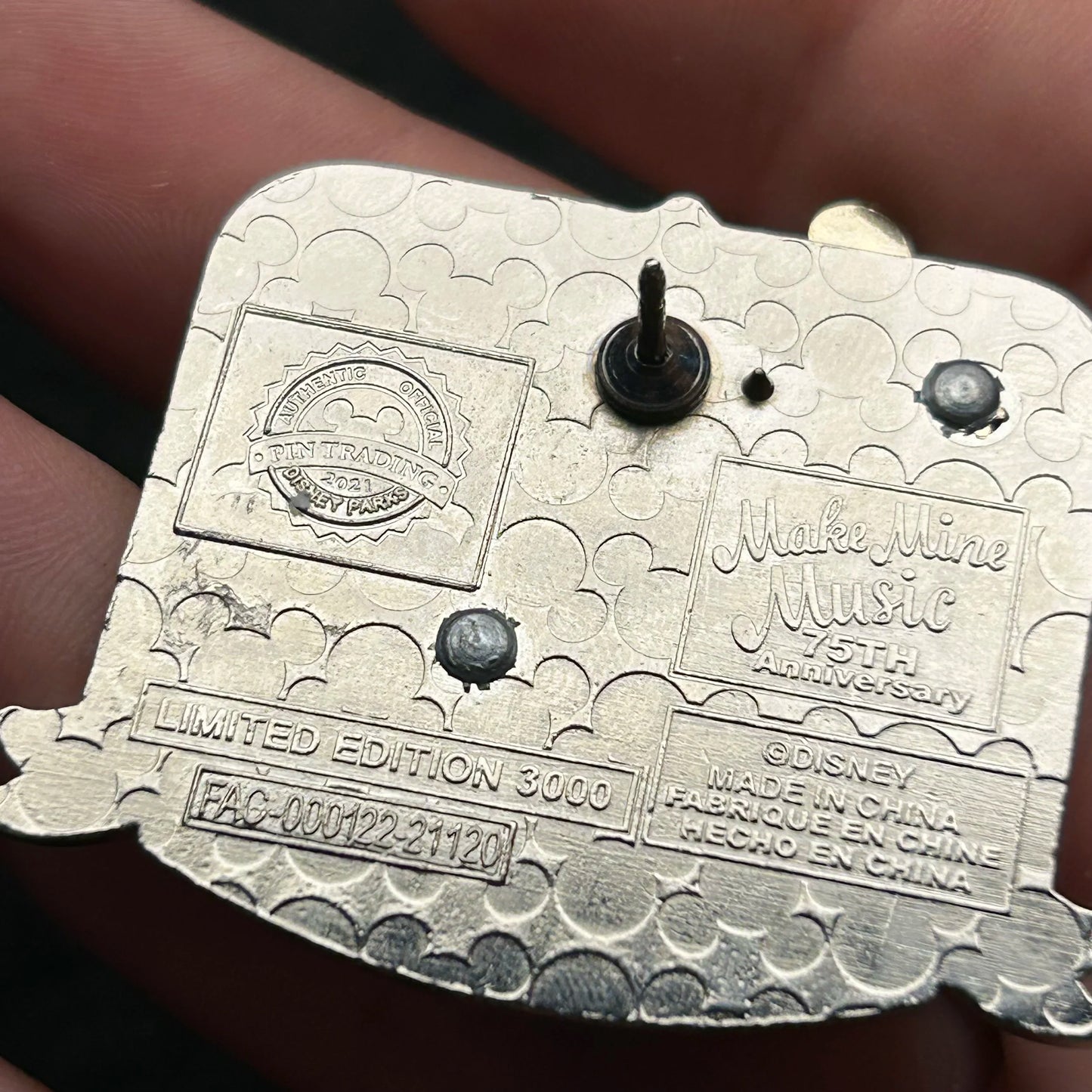2022 - Willie the Whale - Who Wanted To Sing At The Met - LE 3,000 - Disney Pin