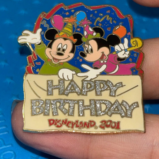 2001 - Mickey and Minnie Mouse - Happy Birthday - DLR Exclusive - Pin