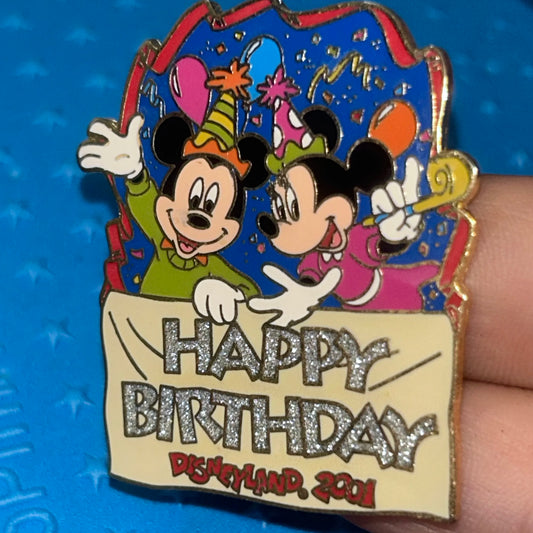 2001 - Mickey and Minnie Mouse - Happy Birthday - DLR Exclusive - Pin