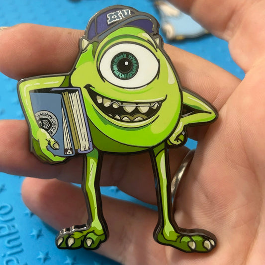 FIG PIN - Mike Wazowski - Holding Book - LR - Disney Pin