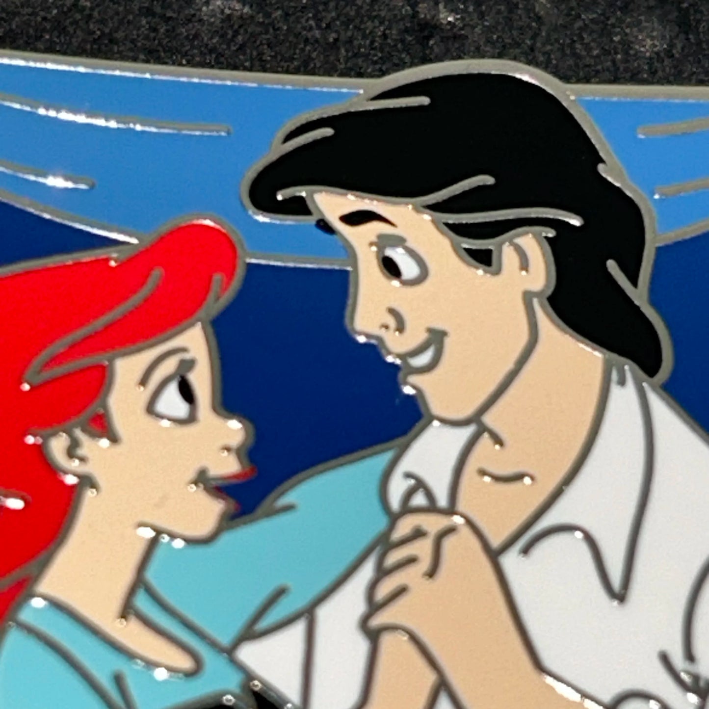 2023 - Ariel and Eric - Holding Hands - The Little Mermaid - Disney Pin