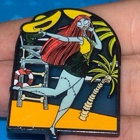 Loungefly - Sally At The Beach - NBC - Disney Pin