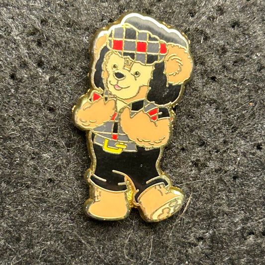 2011 - Duffy Bear - Canada - World Showcase - Mystery Pin