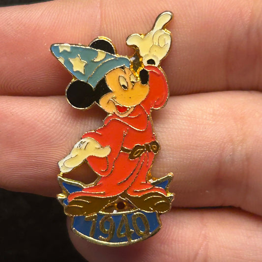 Vintage - Sorcerer Mickey Mouse - 1940 Style - Full Body - Disney Pin