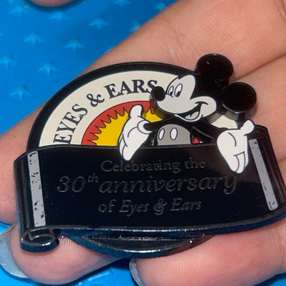 2002 - Mickey Mouse - Cast Exclusive - Eyes and Ears Series - LE 3,000 - Pin