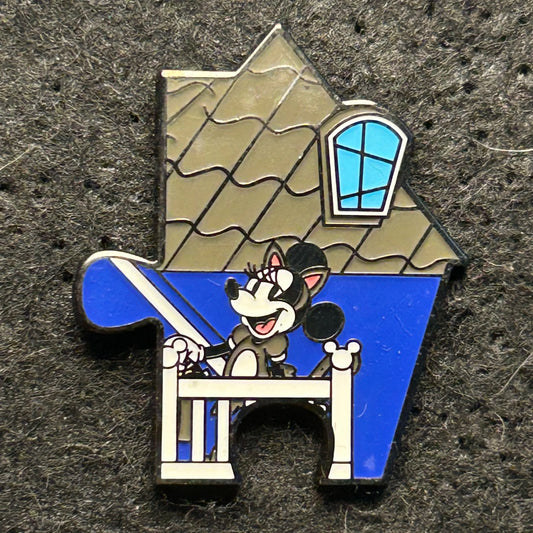 Loungefly - Minnie Mouse on Porch - Puzzle - Disney Pin