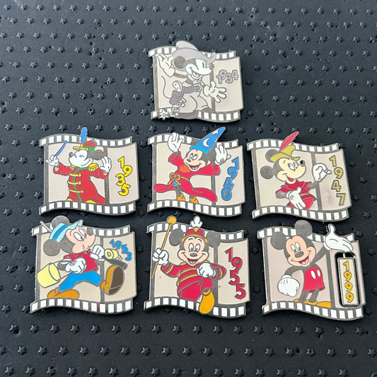 SET - 2000 - Mickey Mouse - Film Strips - Countdown to Millennium- Disney Pins