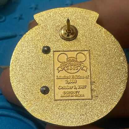 2002 - Mickey Mouse and Goofy - Info Center - Ocala FL - LE 2,000 - Pin