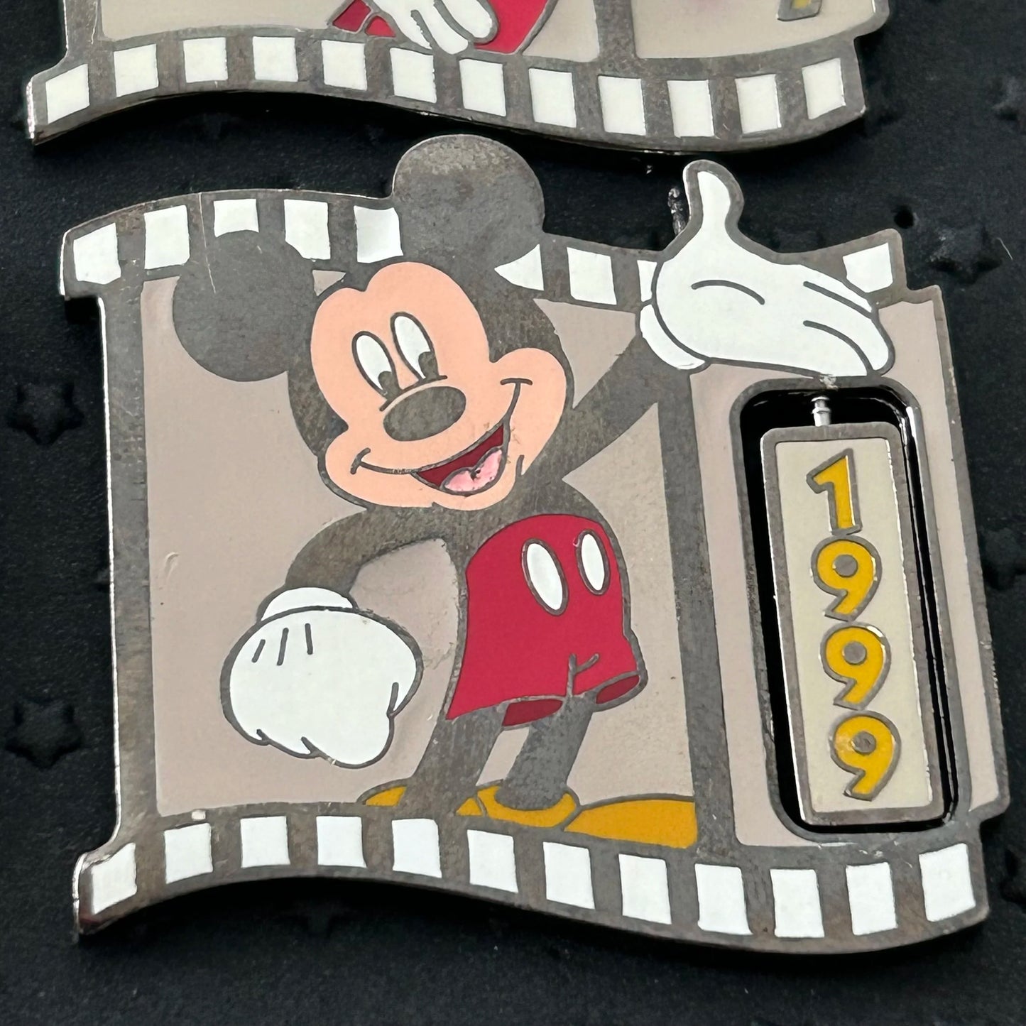 SET - 2000 - Mickey Mouse - Film Strips - Countdown to Millennium- Disney Pins