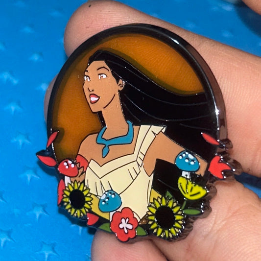 Loungefly - Pocahontas - Princess - Mystery Pin