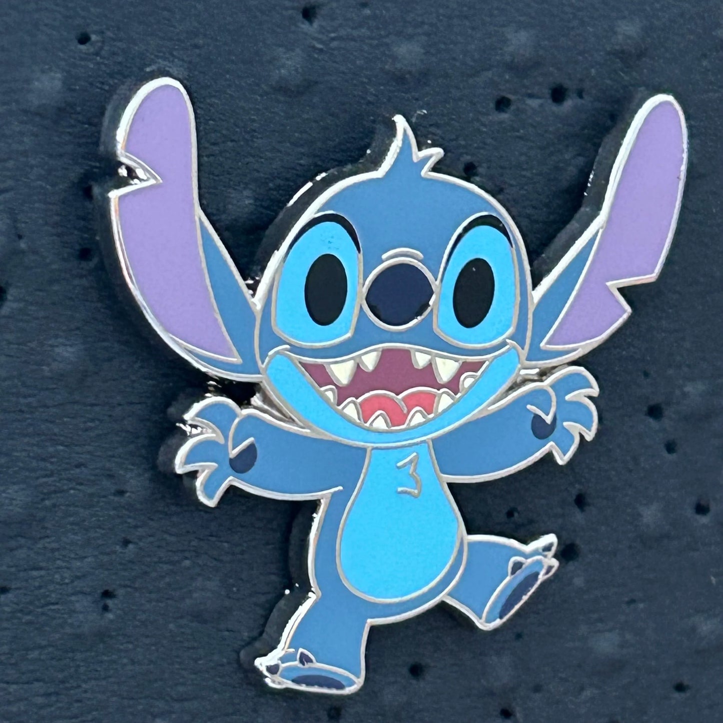 2024 - Stitch - Cutie - Starter Set - DLR - Pin