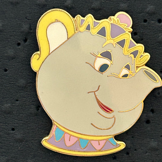 2001 - Mrs Potts - Beauty and the Beast - Retired Design - Disney Pin