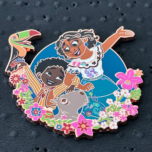 2022 - Mirabel and Antonio - Encanto - Booster Set - Pin
