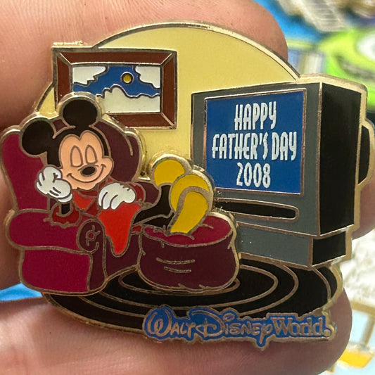 2008 - Mickey Mouse - Happy Fathers Day - Limited Edition 2,500 - Disney Pin