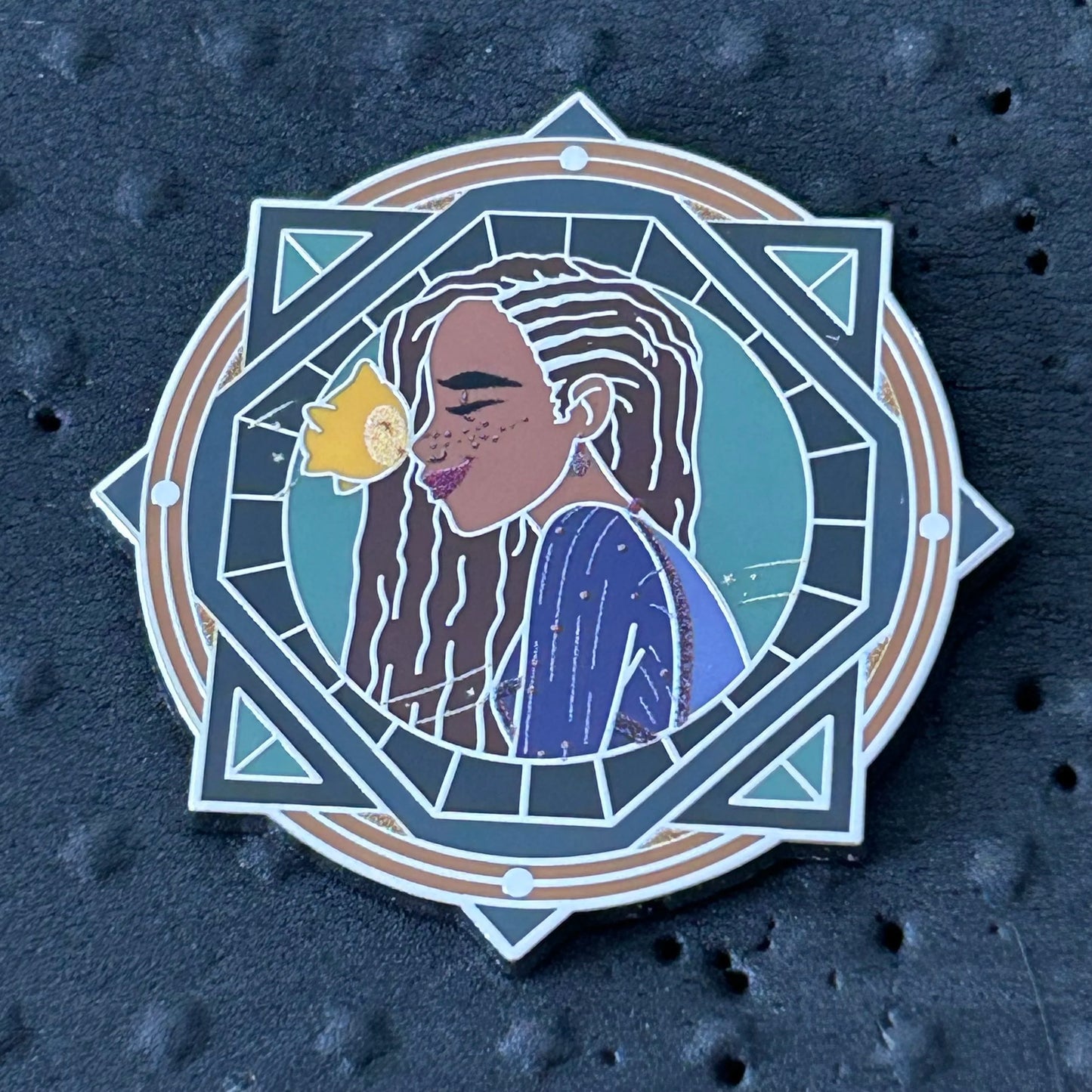 2024 - Asha and Star - Nose Kiss - Mystery Wish Series - Pin