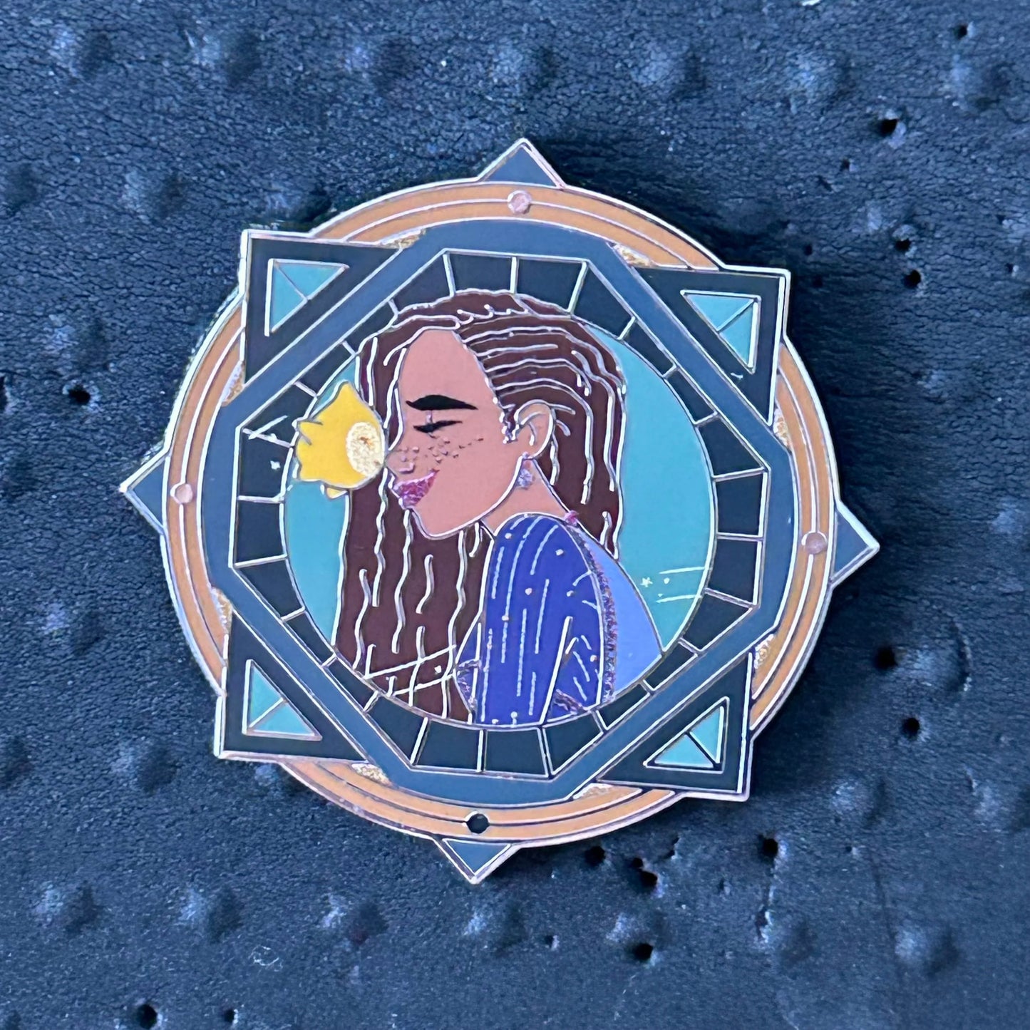 2024 - Asha and Star - Nose Kiss - Mystery Wish Series - Pin