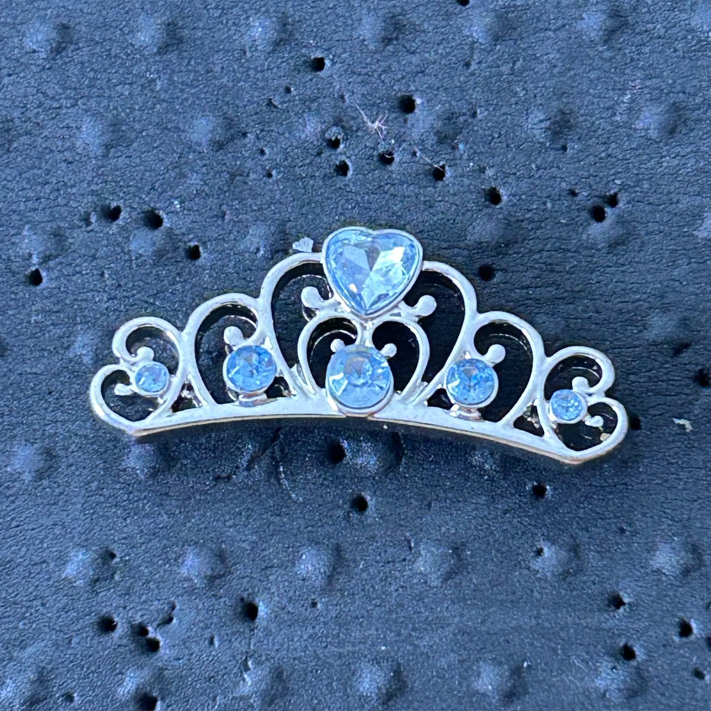 2022 - Cinderella - Tiara - Neon Tuesday - Disney Pin
