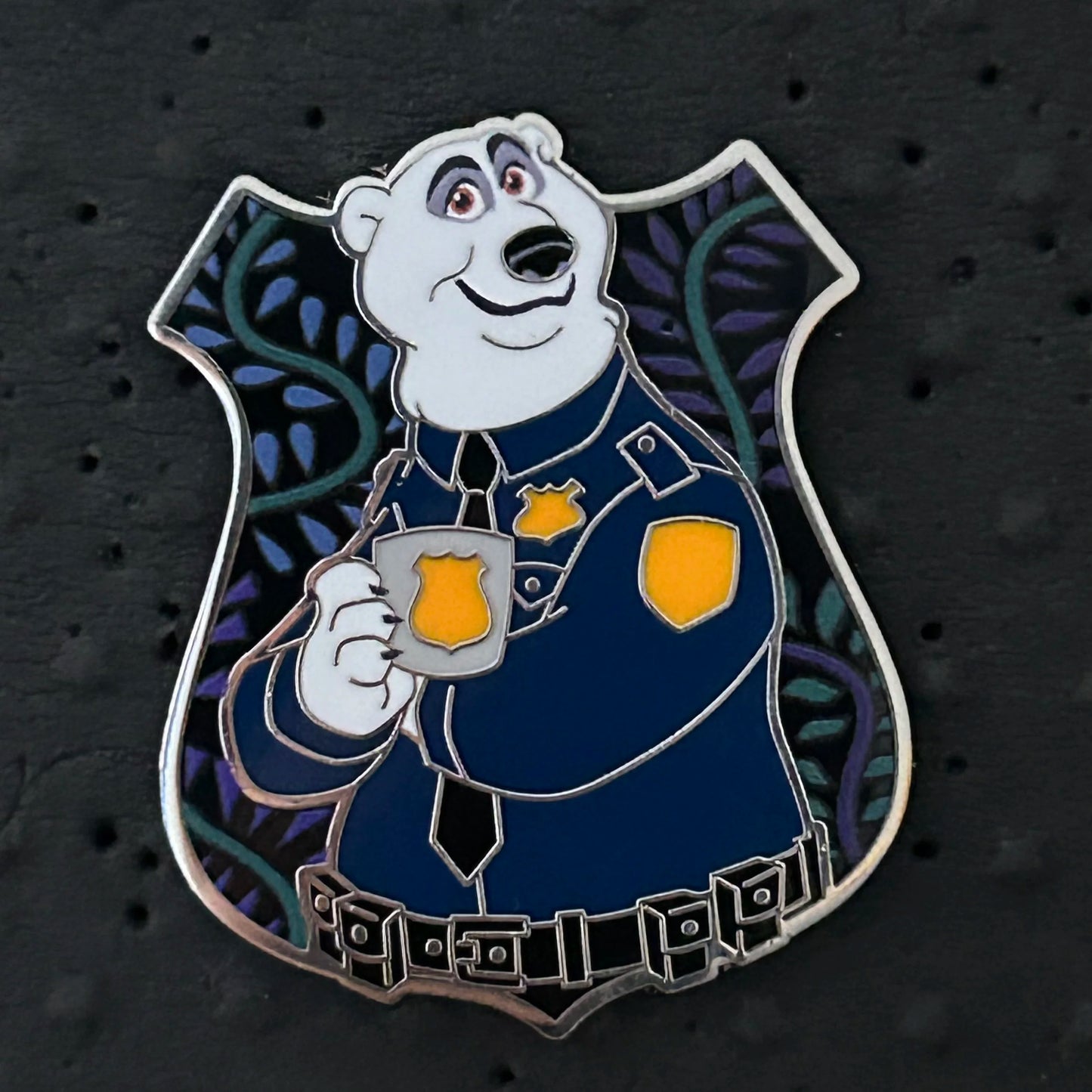 2022 - Major Friedkin - ZPD - Zootopia Police Badge - Polar Bear - Disney Pin