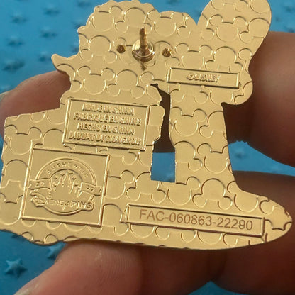 2022 - Pinocchio and Blue Fairy - Wish Upon A Stars- Pin