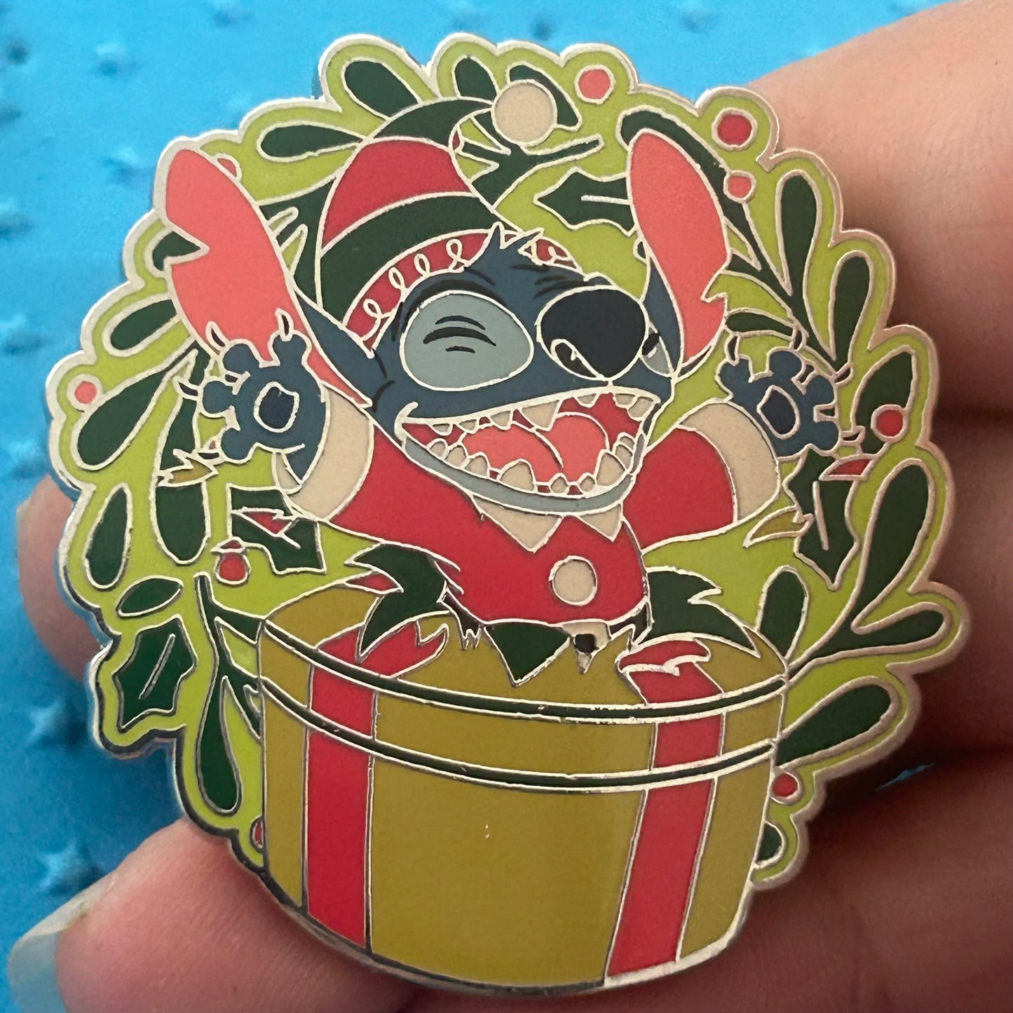 2024 - Stitch - Christmas - Disney Pin