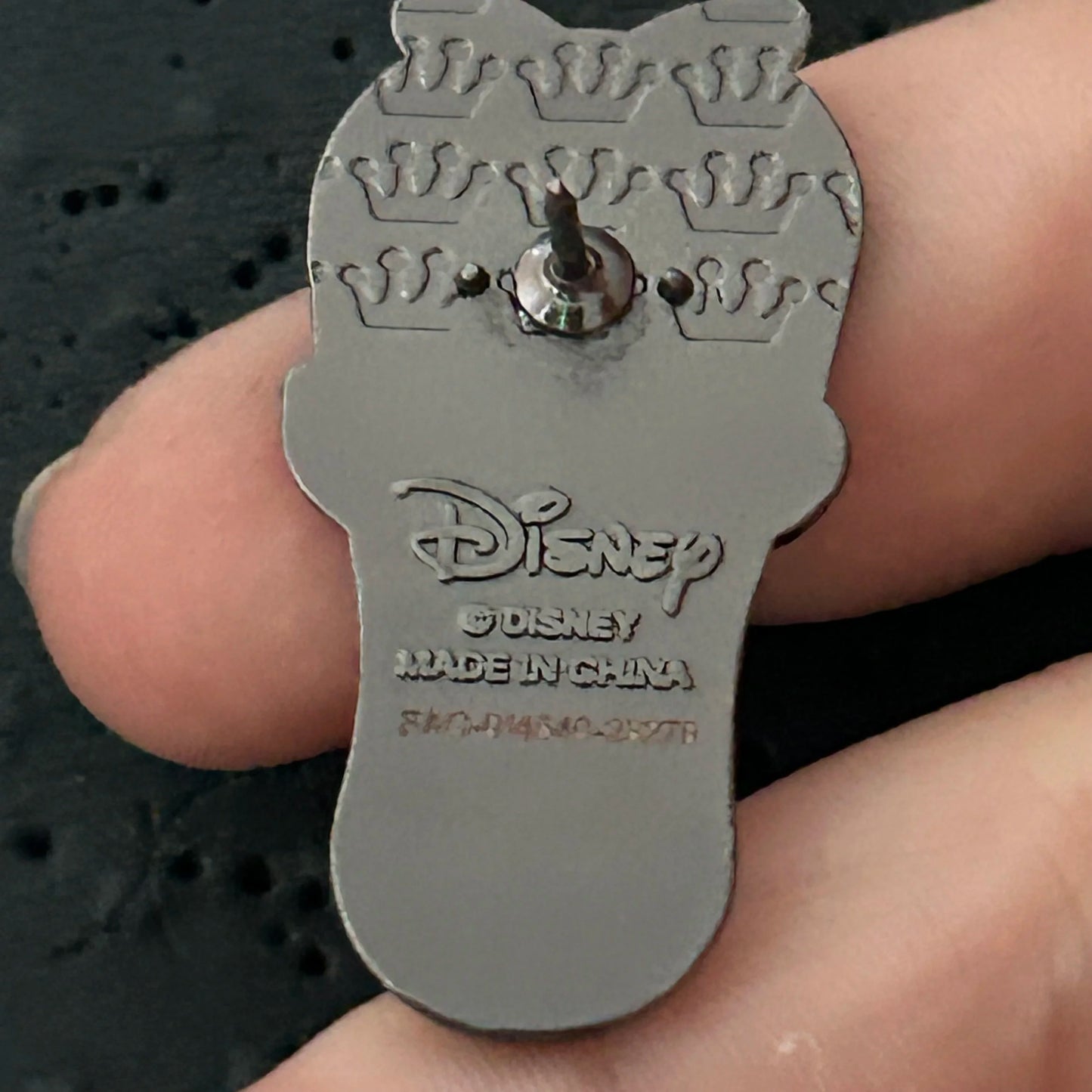2023 - Loungefly - Snow White - Princess Cellphone - Disney Pin