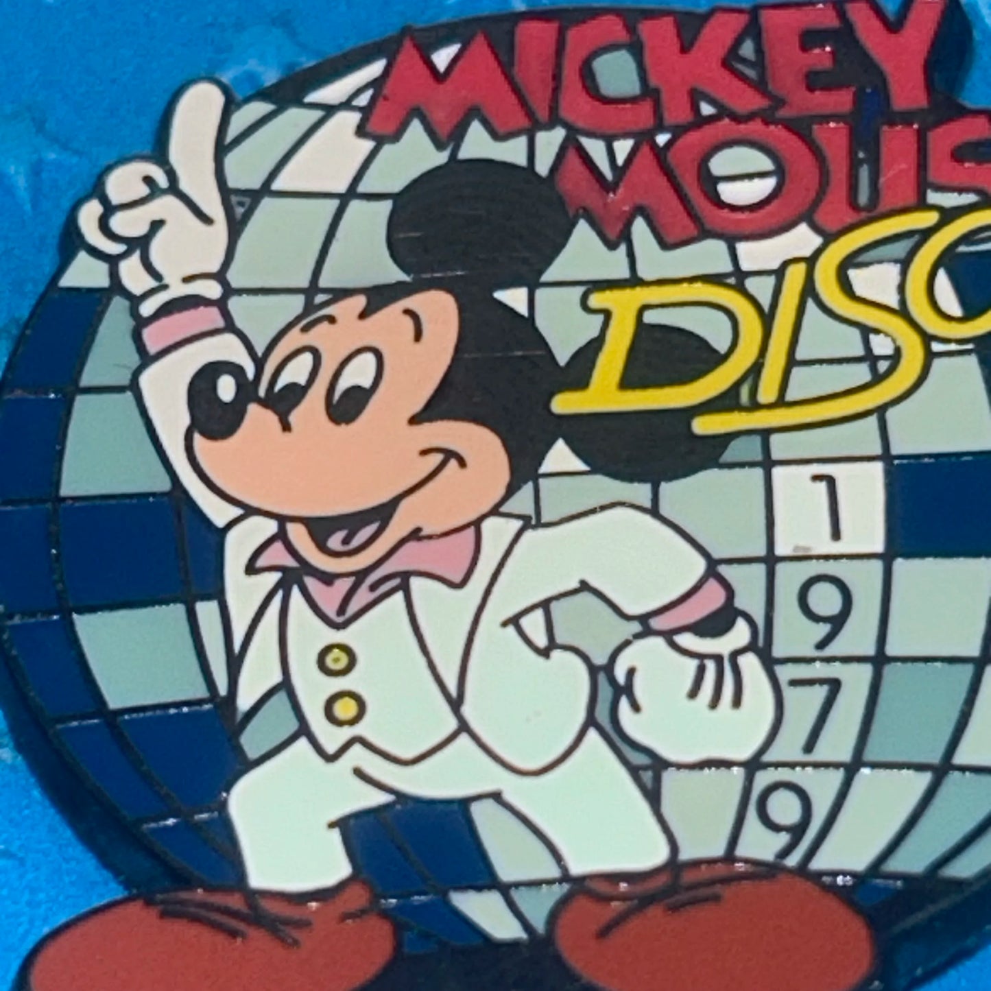 2001 - Mickey Mouse Disco 1979 - Disney Pin
