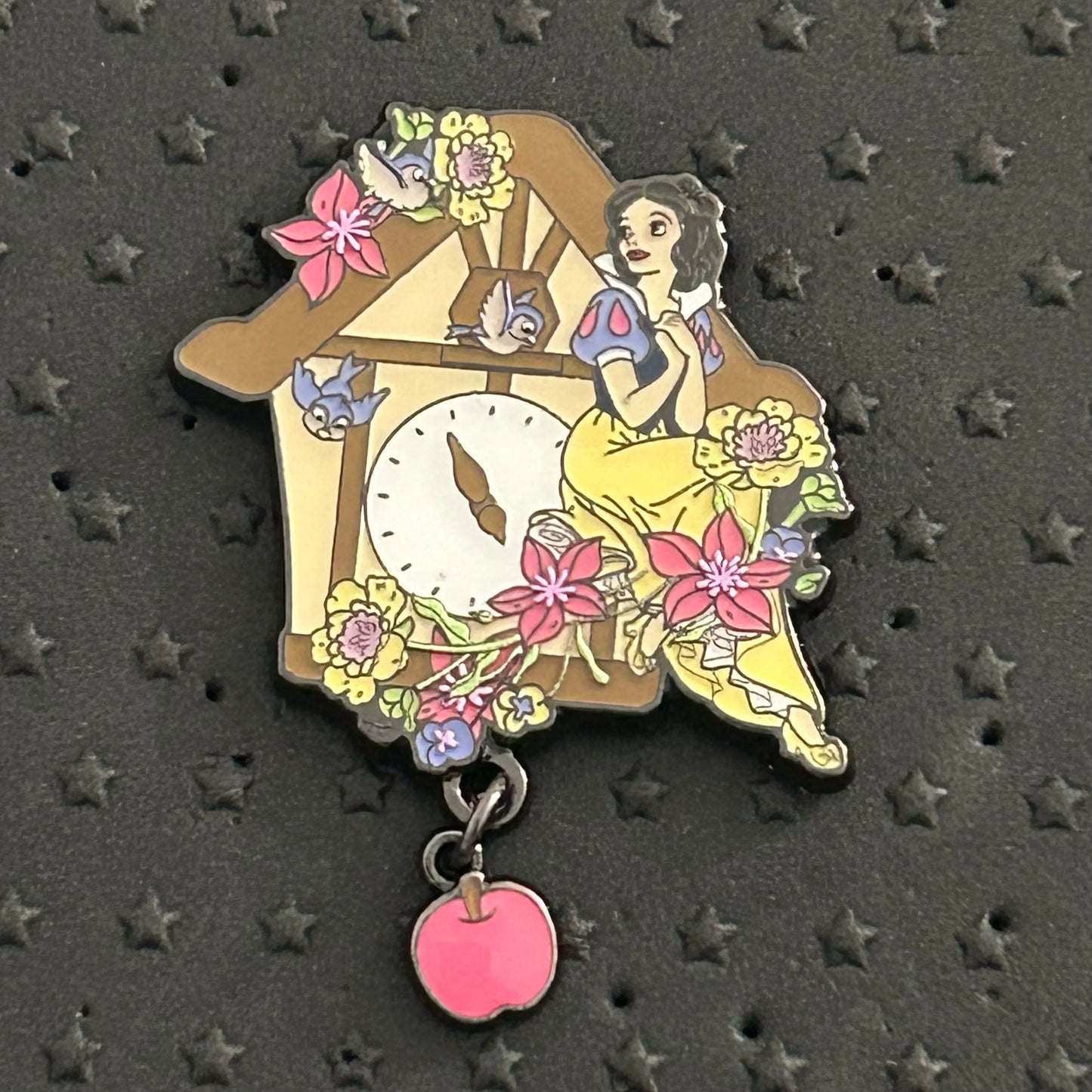 2024 - Loungefly - Snow White - Princess Clocks - Disney Pin