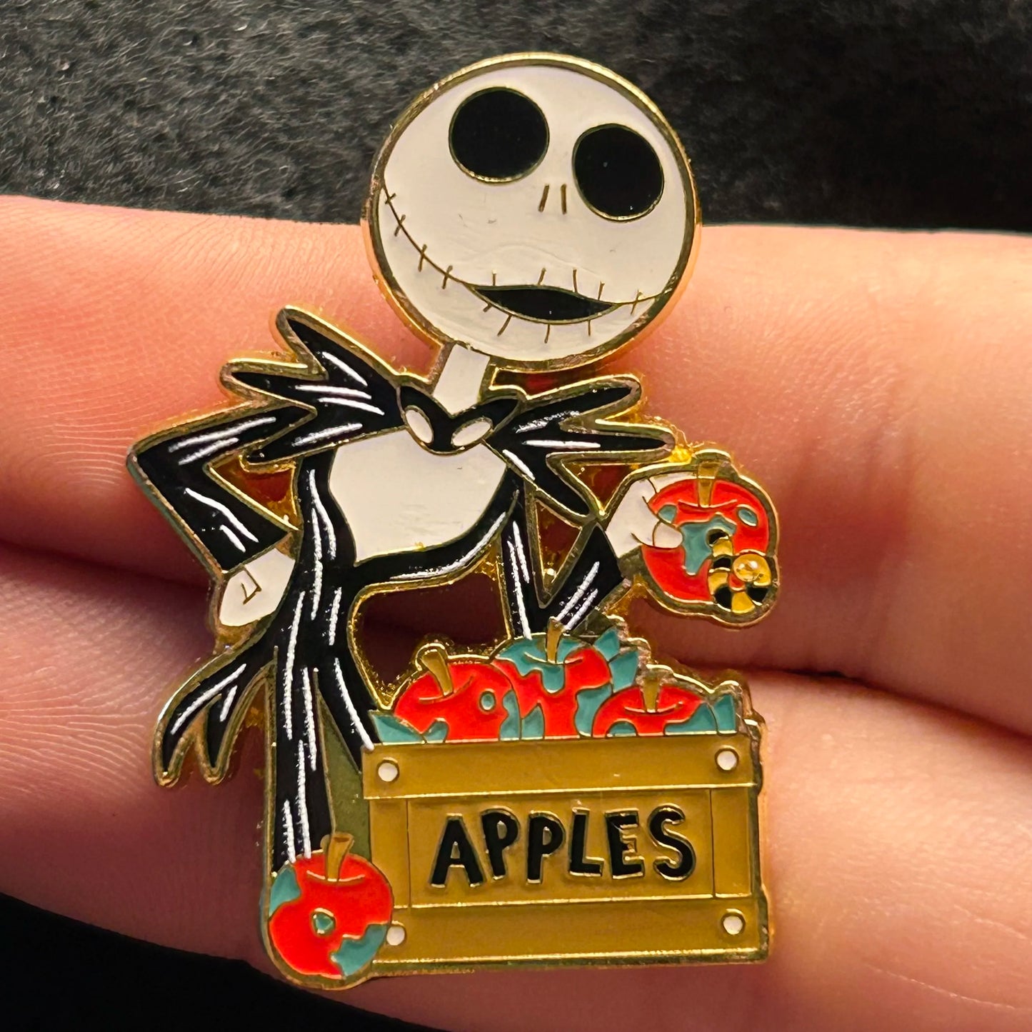 Loungefly - Jack Skellington - Apple Picking - Disney Pin