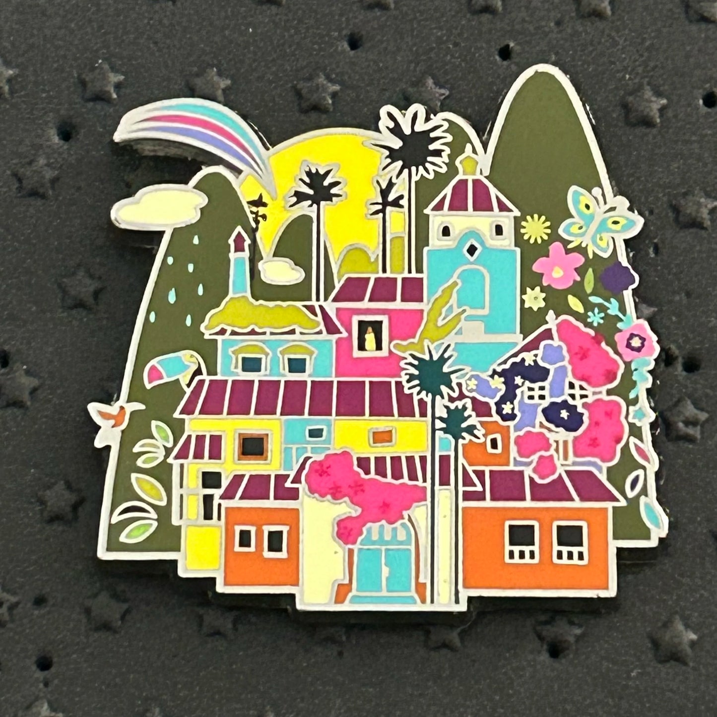 2021 - Casa - Madrigal House - Encanto - Mystery Pin