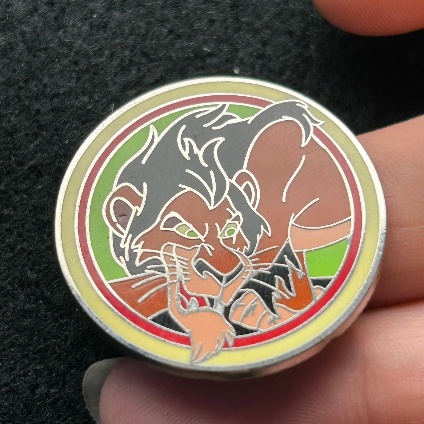 2012 - Scar - Lion King - Good vs Evil - Mystery Pin