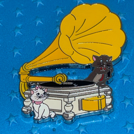 2023 - Marie and Berlioz - Aristocats - Record Player - Disney Pin