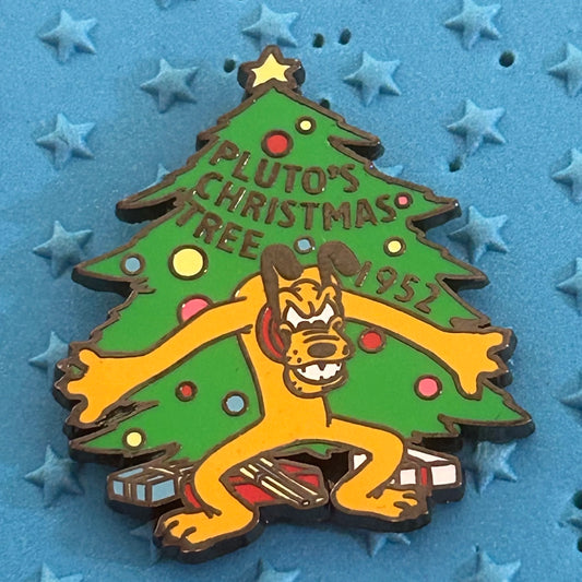 2001 - Pluto 1952 - Christmas Tree - Disney Pin