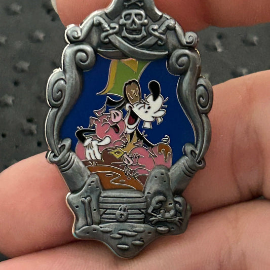 2019 - Goofy and Pigs - DCL - Pirates Frame - Mystery Pin
